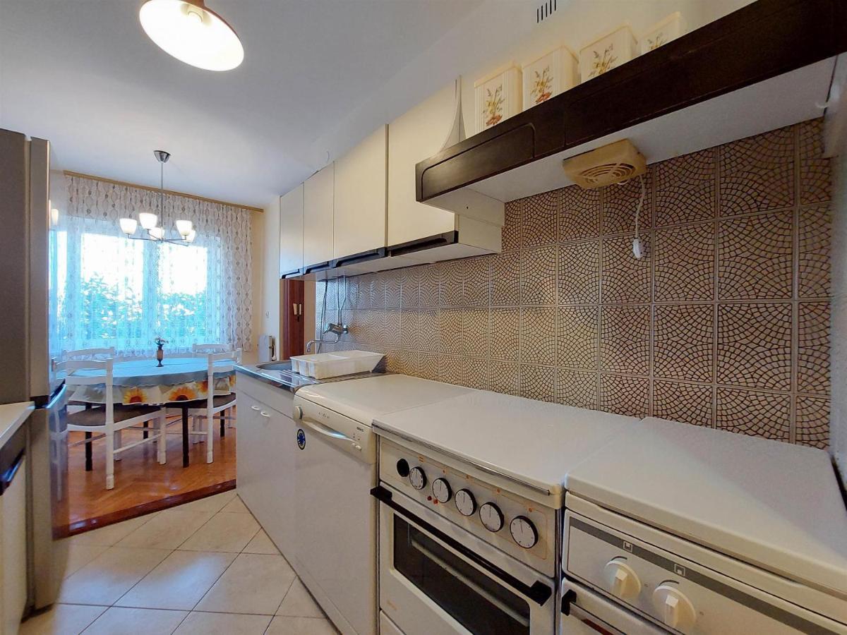 Apartments Nikola Punat Esterno foto