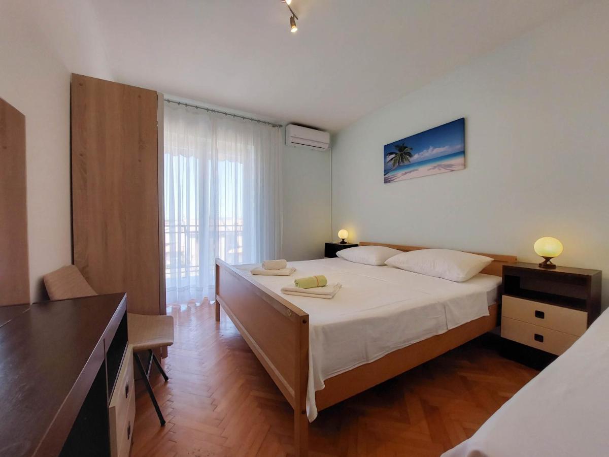 Apartments Nikola Punat Esterno foto